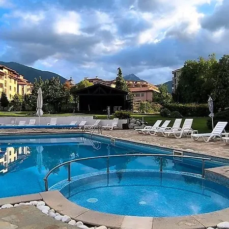 Apartment Royal Towers Mountain View