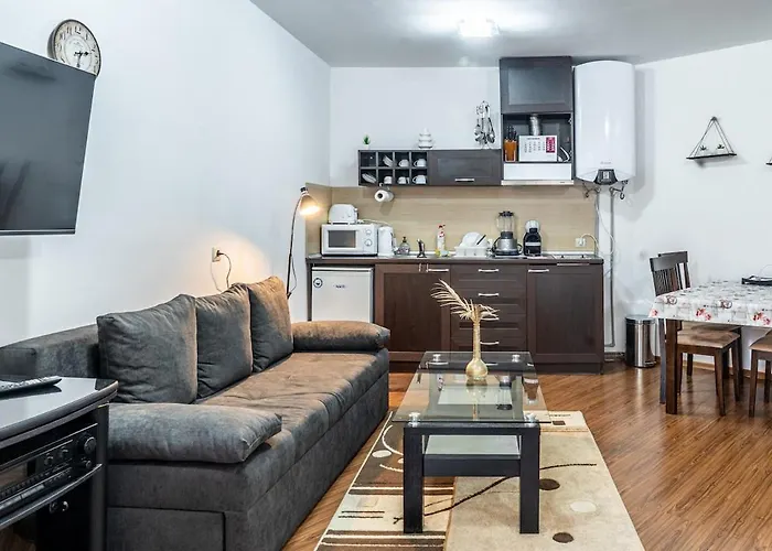 Royal Towers Mountain View *